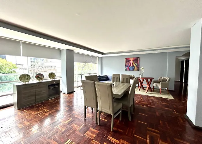 Luxury Masaryk 4br Apartment *